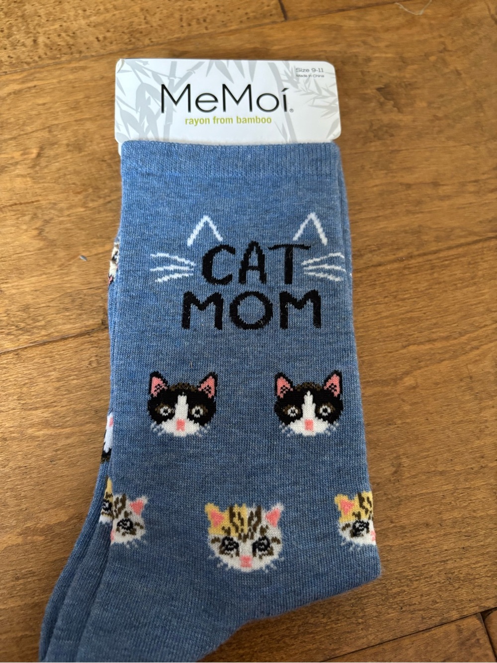 MeMoi Blue 'Cat Mom' Cat Face Socks
